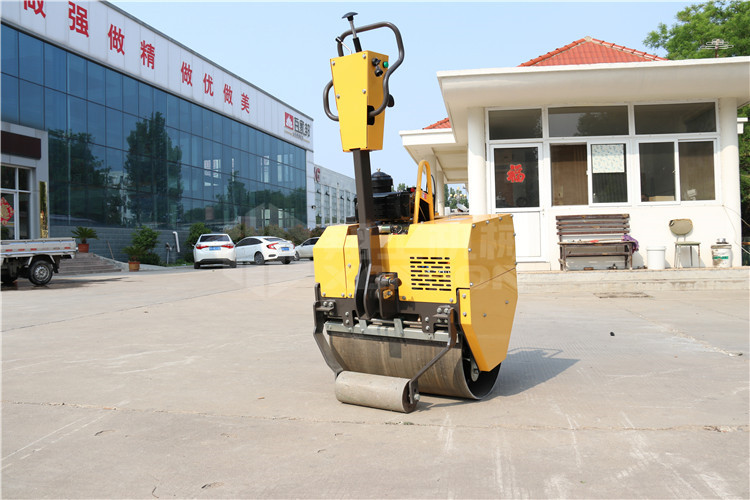 天氣轉冷,小型壓路機為什么會(huì )出現不能啟動(dòng)的情況？